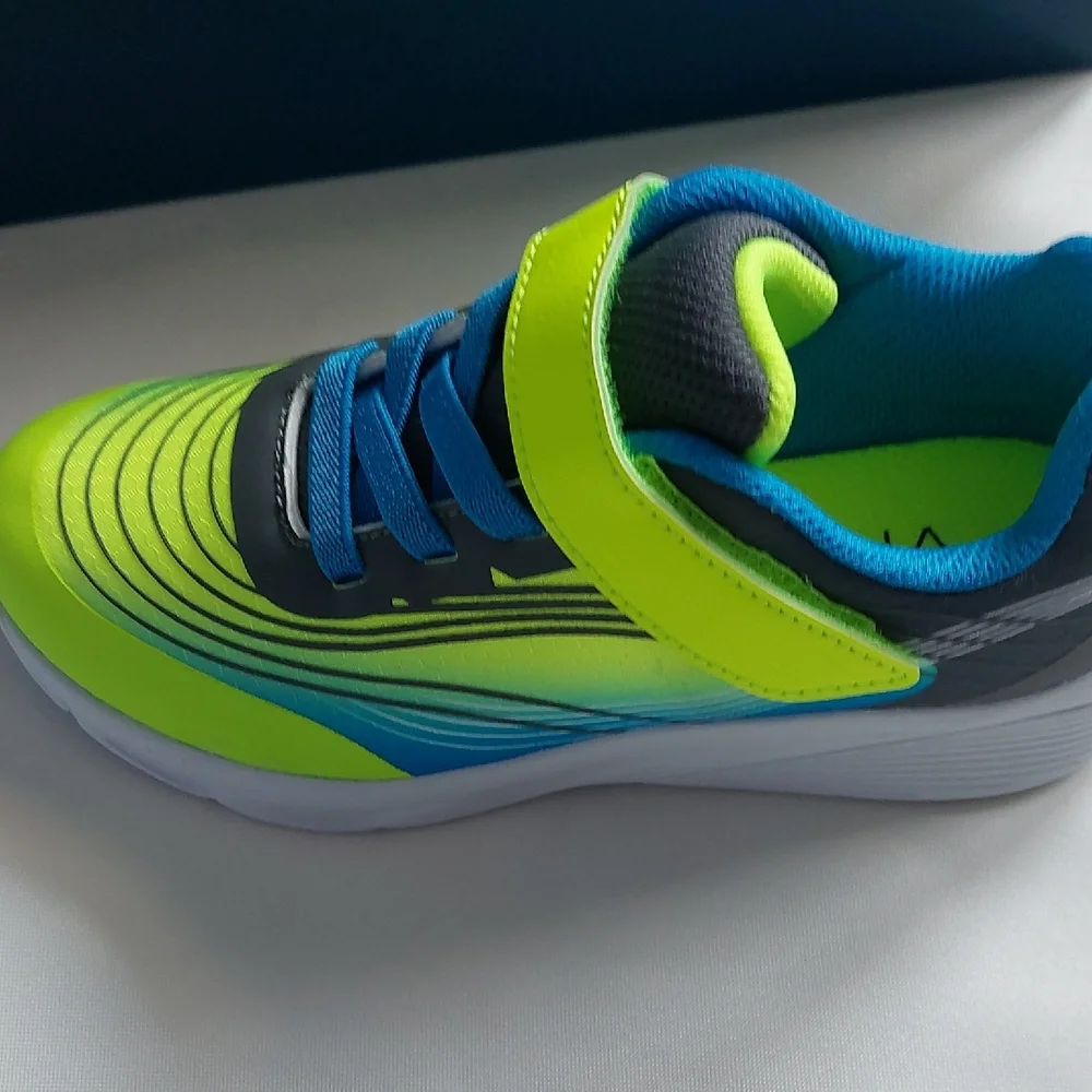 Vivele Kids Neon Green and Blue‎ Athletic Shoes Size 1M